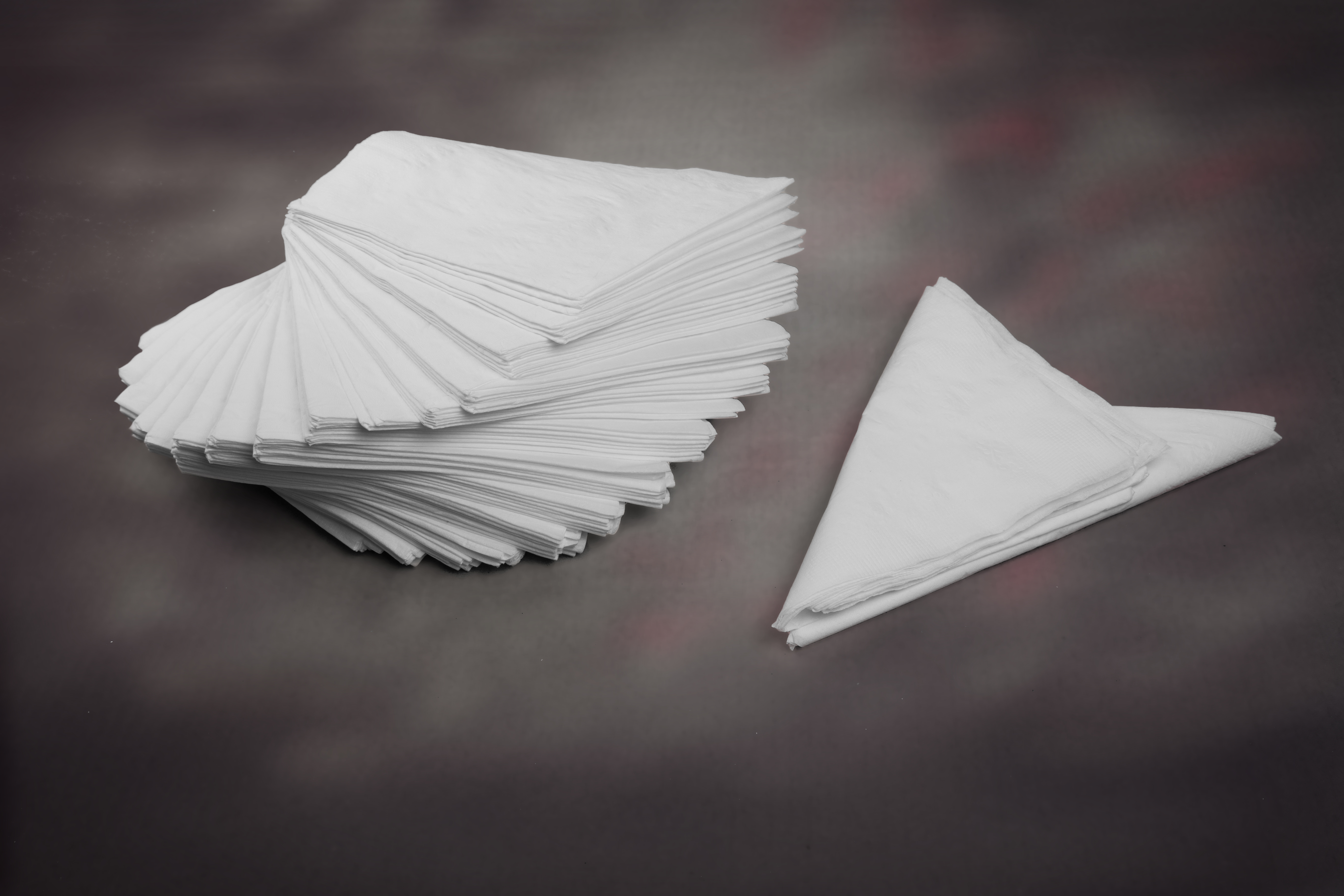 محارم المائدة - Gulf Paper Manufacturing Company - UAE