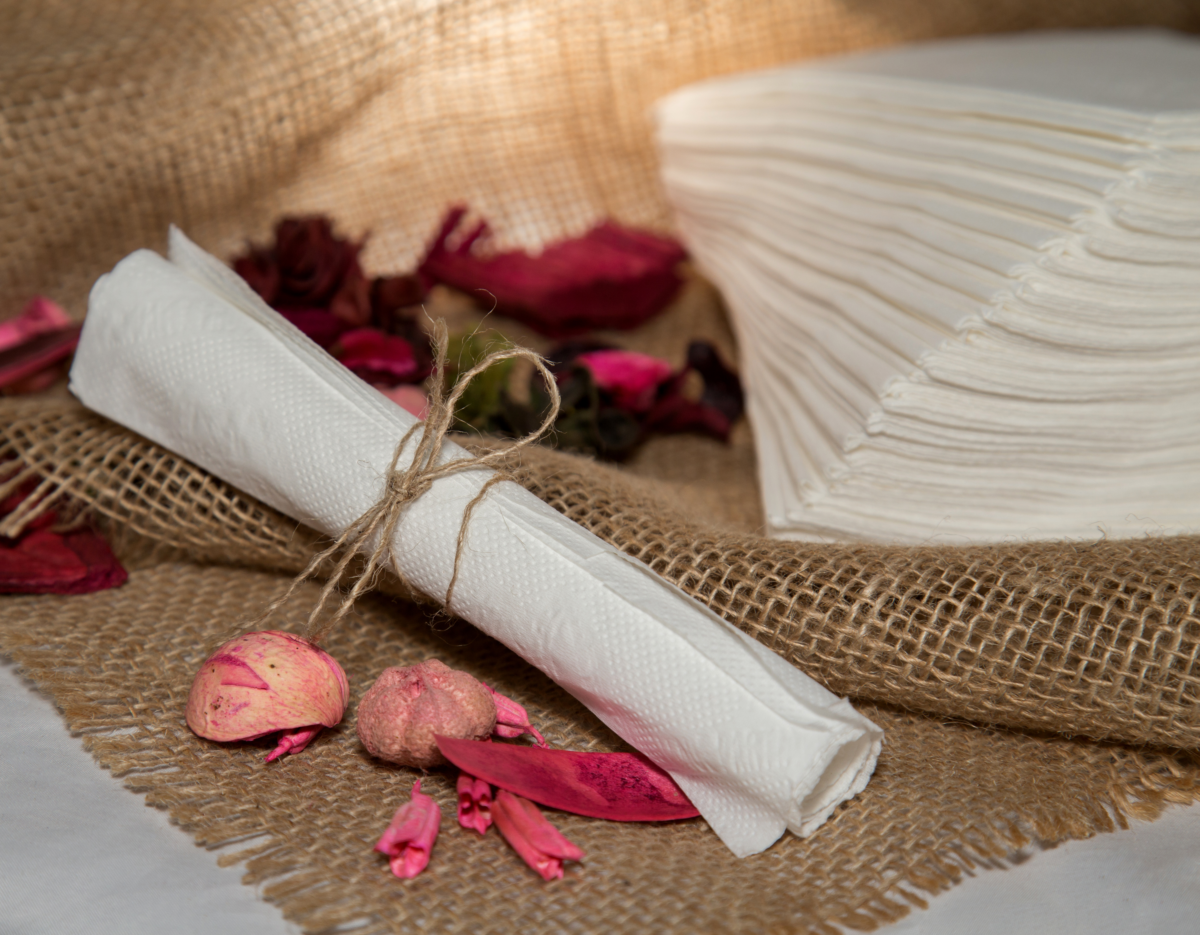 محارم ماكدونالدز - Gulf Paper Manufacturing Company - UAE